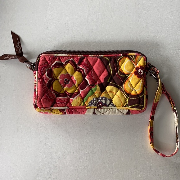 Vera Bradley Wristlet - Picture 4 of 4